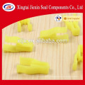 China Manufacturing Mini Plastic Fastener